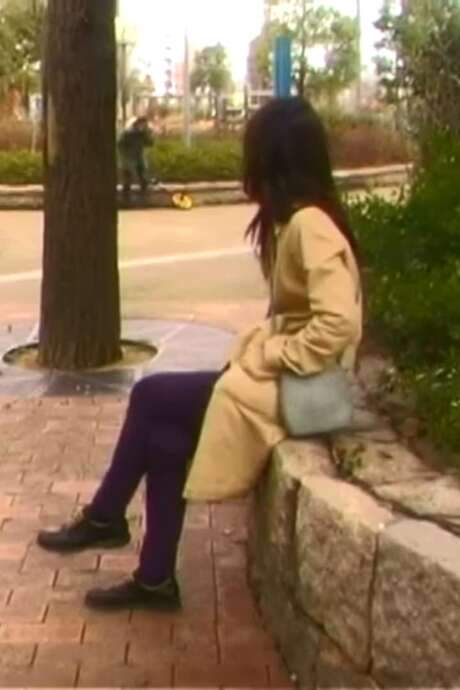   A short movie that captures the brilliance of a momentary expression of a girl who challenges a unicycle.  